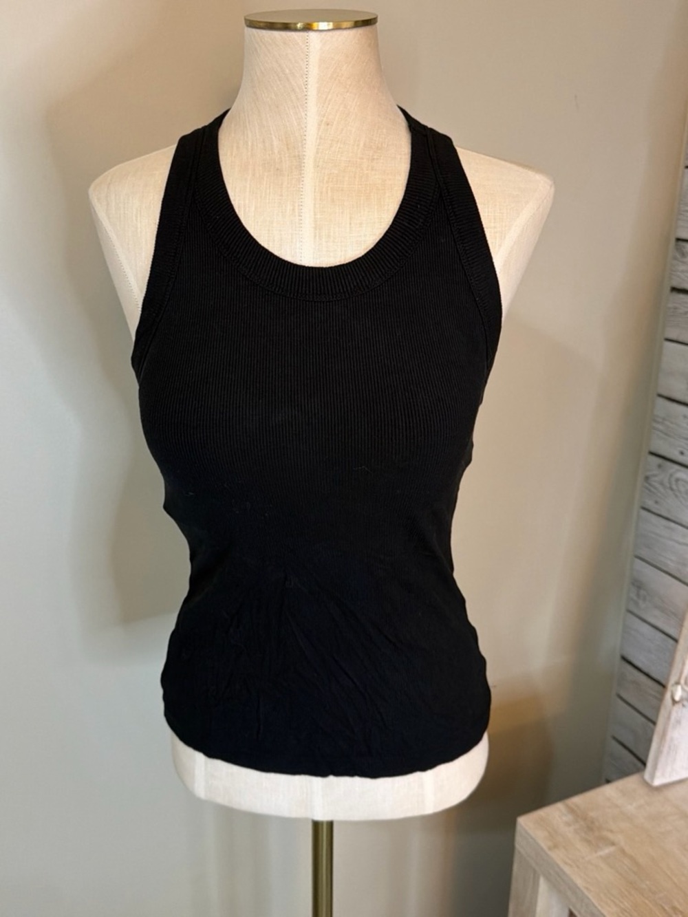 Chic me Women’s Black Ribbed Racerback Tank Top